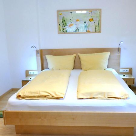 Apartamento Haus Lundegg Finkenberg Exterior foto