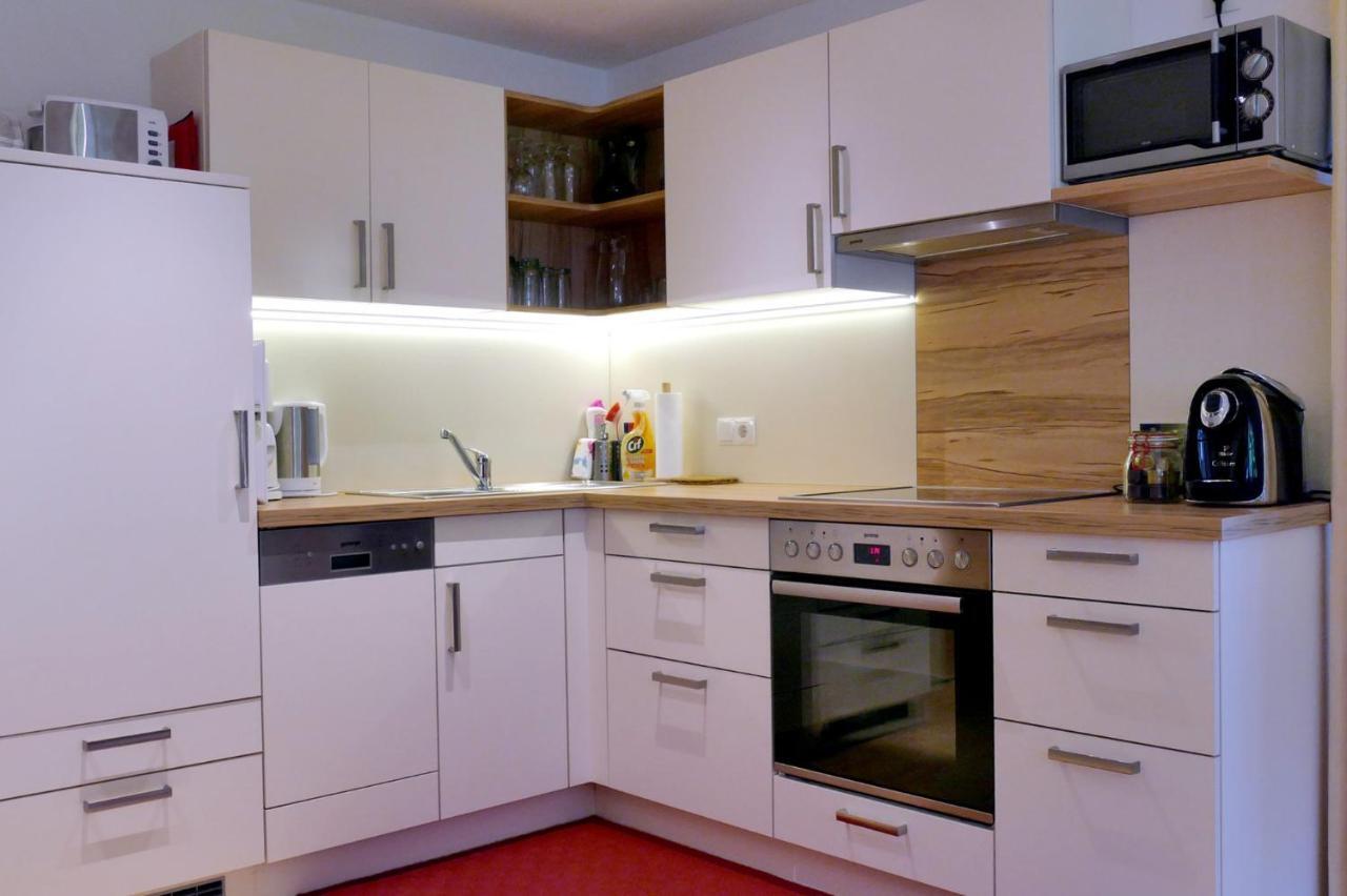 Apartamento Haus Lundegg Finkenberg Exterior foto
