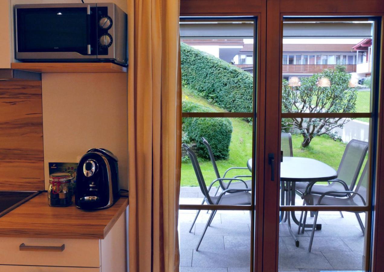 Apartamento Haus Lundegg Finkenberg Exterior foto